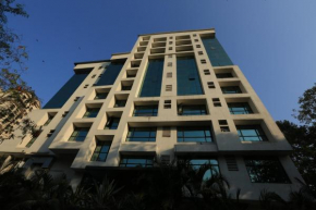 Отель The Caliph Hotel & Executive Suites  Мумбаи